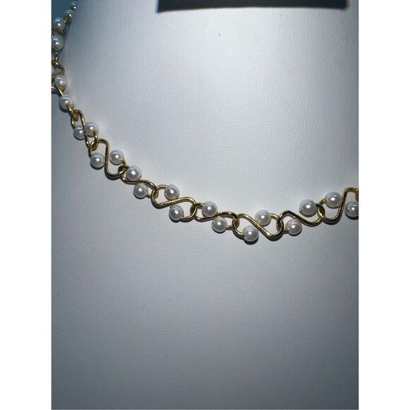 Vintage Faux Pearl and S Link Chain Necklace - Picture 2 of 7